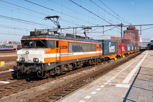 Обои картинки фото техника, электровозы, рельсы, локомотив, состав