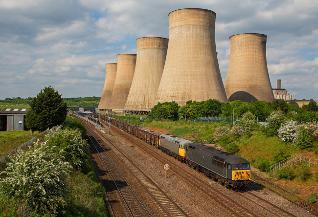 Обои картинки фото техника, поезда, рельсы, локомотив, состав