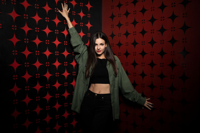 Обои картинки фото victoria justice,  ian spanier photoshoot 2019, девушки, певица, актриса, ian, spanier, photoshoot, 2019, виктория, джастис, модель