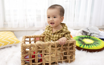 Картинка разное дети мальчик корзина подушки