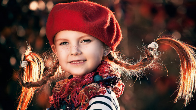 Обои картинки фото разное, дети, девочка, берет, косички