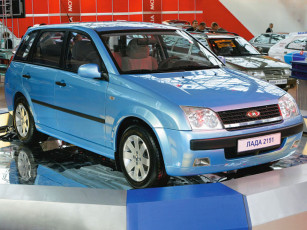 Картинка автомобили выставки уличные фото