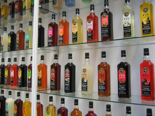 Обои картинки фото бренды, напитков, разное, бутылки