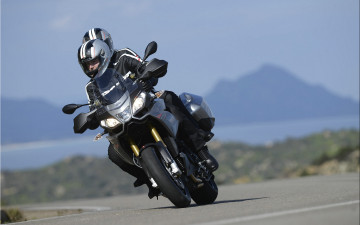 Картинка мотоциклы aprilia caponord 1200