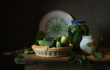 Картинка еда огурцы натюрморт