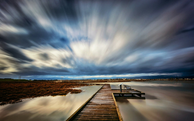 Обои картинки фото природа, облака, горизонт, помост