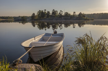 Картинка корабли лодки +шлюпки лес река