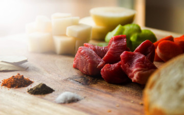 Картинка еда мясные+блюда говядина кусочки специи