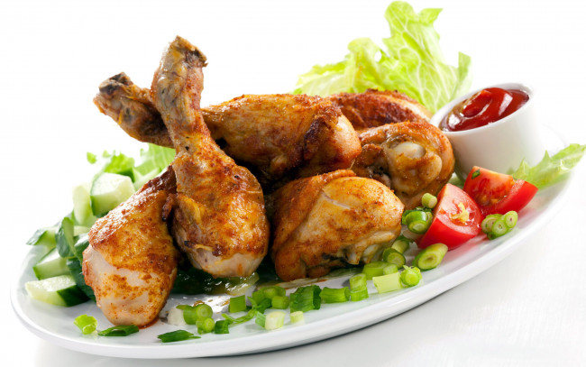 Обои картинки фото еда, мясные блюда, овощи, кетчуп, ножки, куриные, жареные, соус