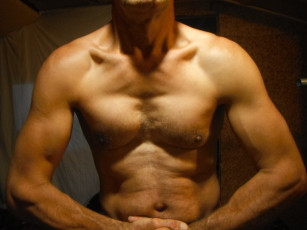 Картинка мужчины -+unsort торс