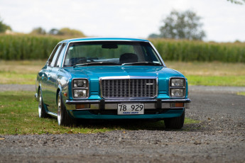 Картинка автомобили mazda