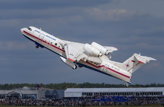 Обои картинки фото be-200, авиация, самолёты амфибии, пожарный, гидроплан