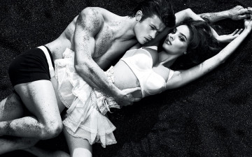 Картинка разное мужчина+женщина sabrina nait slimane модель парень песок