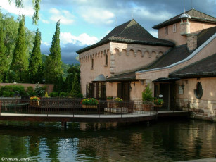 Картинка города здания дома