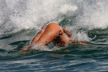 Картинка -Unsort+Женские+прелести девушки unsort женские прелести море попа девушка плавание