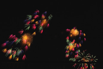 Картинка разное салюты фейерверки салют