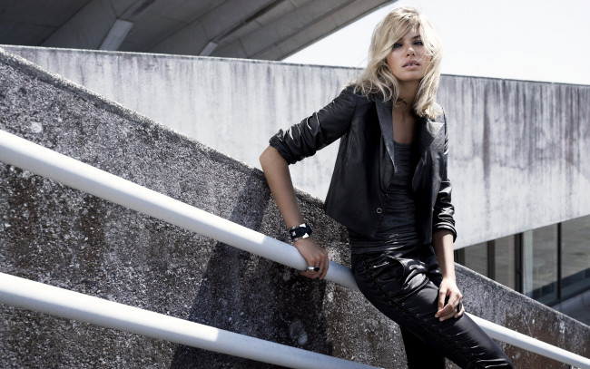 Обои картинки фото Jessica Hart, девушки