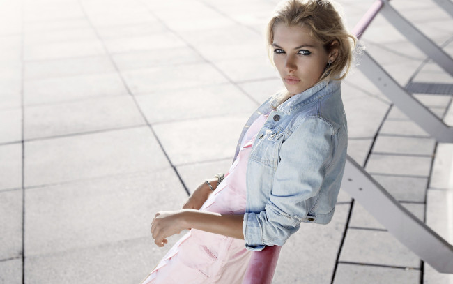 Обои картинки фото Jessica Hart, девушки