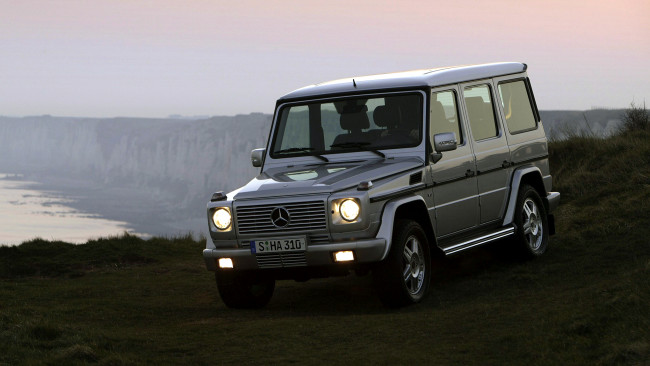 Обои картинки фото mercedes, автомобили, benz, автобусы, грузовики, легковые, daimler, ag, mercedes-benz, германия, двигатели