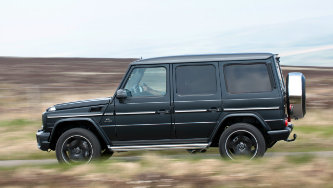 Обои картинки фото mercedes, автомобили, benz, легковые, грузовики, автобусы, двигатели, германия, daimler, ag, mercedes-benz