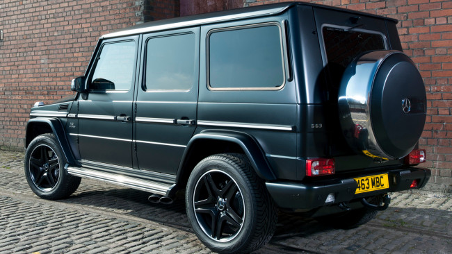 Обои картинки фото mercedes, автомобили, benz, легковые, грузовики, автобусы, daimler, ag, mercedes-benz, двигатели, германия