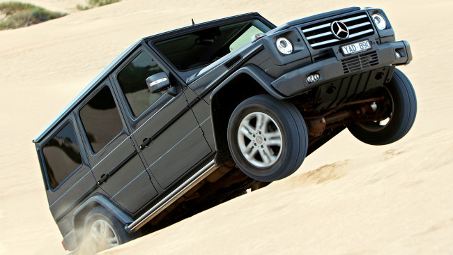 Обои картинки фото mercedes, автомобили, benz, легковые, mercedes-benz, daimler, ag, грузовики, автобусы, двигатели, германия