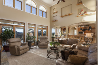 Картинка интерьер гостиная кресла