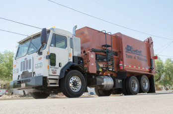 Картинка автомобили мусоровозы мусорщик