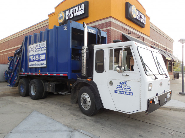 Обои картинки фото автомобили, мусоровозы, мусорщик