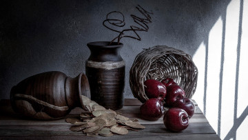 Картинка еда Яблоки корзинка листья яблоки кувшины