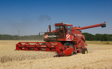 Картинка техника комбайны уборочная