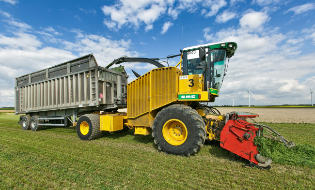 Обои картинки фото техника, комбайны, уборочная