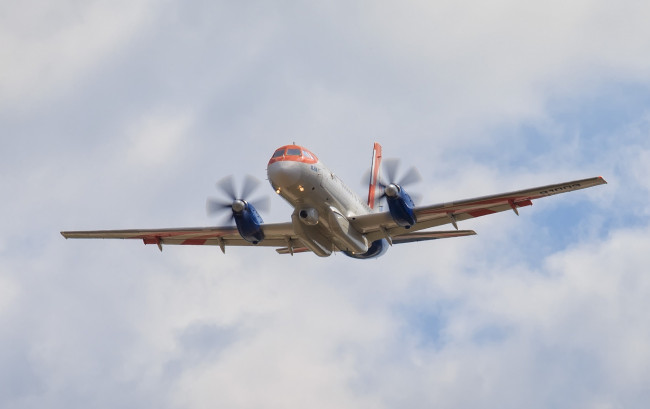 Обои картинки фото il-114ll radar, авиация, пассажирские самолёты, авиалайнер