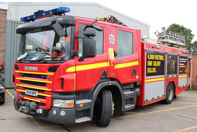 Обои картинки фото автомобили, пожарные машины, пожарка