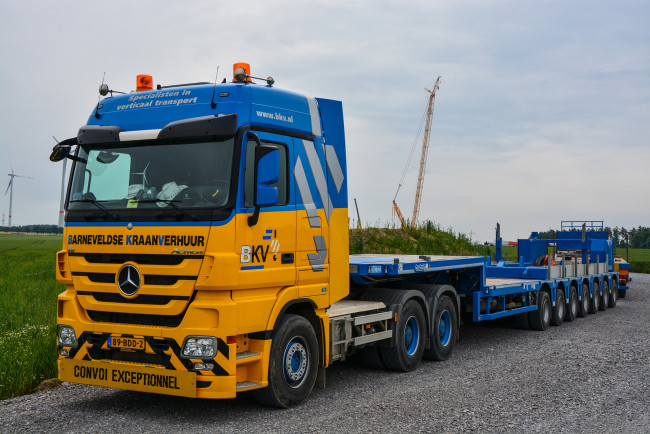 Обои картинки фото mercedes, автомобили, mercedes trucks, грузовик