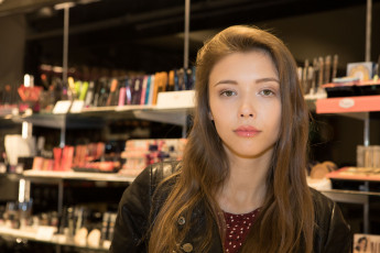 Картинка девушки mila+azul девушка фон взгляд