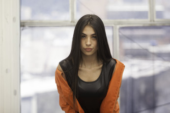 обоя девушка, девушки, -unsort , брюнетки, темноволосые, модель