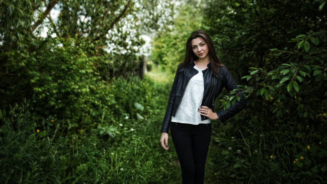 Обои картинки фото девушка, девушки, -unsort , брюнетки, темноволосые, модель