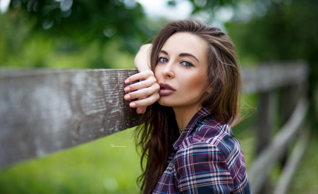 Обои картинки фото девушка, девушки, -unsort , брюнетки, темноволосые, модель