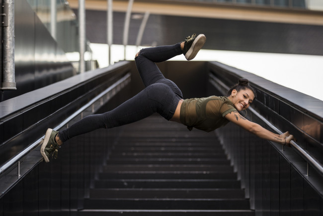 Обои картинки фото девушка, девушки, -unsort , брюнетки, темноволосые, модель