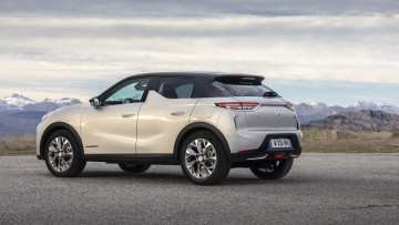 Картинка 2020+ds+3+crossback+e-tense автомобили citroen ds 2020 3 crossback e-tense кроссовер белый