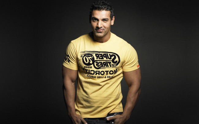 Обои картинки фото мужчины, john abraham, майка