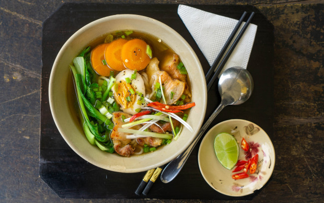 Обои картинки фото еда, первые блюда, овощной, суп, яйцо