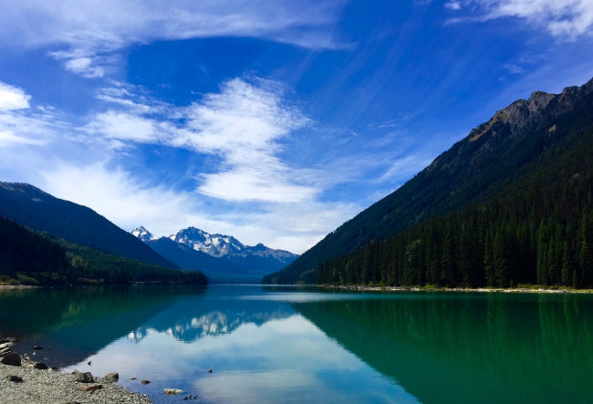 Обои картинки фото природа, реки, озера, горы, озеро, лес, облака, камни