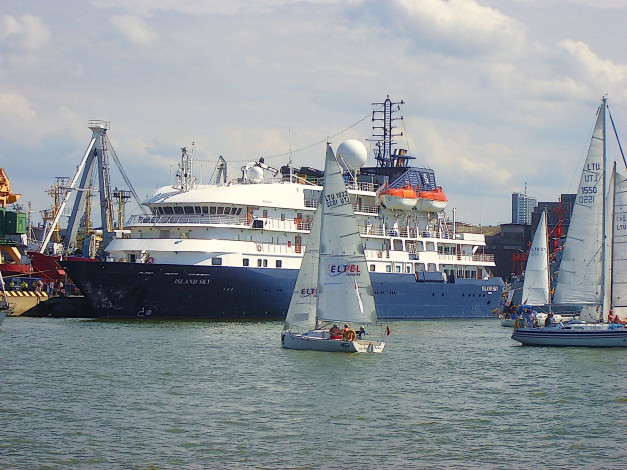 Обои картинки фото корабли, порты, причалы