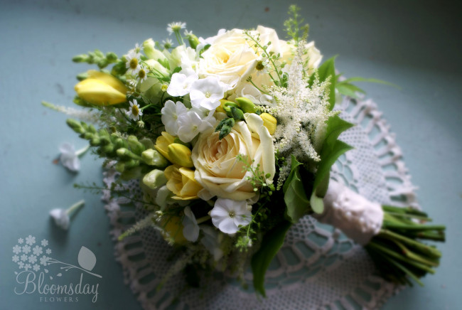 Обои картинки фото цветы, букеты, композиции, фрезии, розы, флоксы