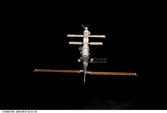 Обои картинки фото космос, космические, корабли, станции, станция, мир