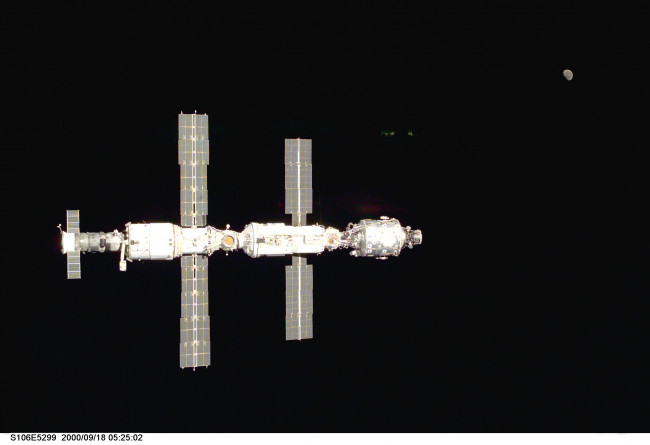 Обои картинки фото космос, космические, корабли, станции, мкс, мир