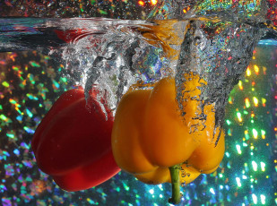 Картинка еда перец вода брызги