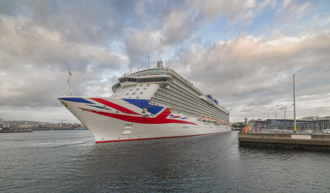 Обои картинки фото корабли, лайнеры, круиз, лайнер